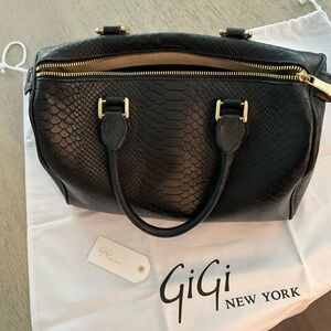 GiGi New York Black Textured Satchel